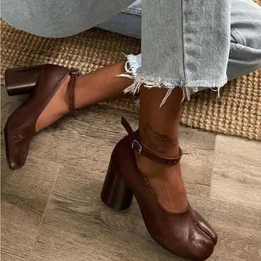 靴 MaisonMargiela ANKLE STRAP TABI PUMPS Maison Margiela TABI Ankle Strap Pumps Size 36 Khaki PVC
