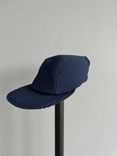 Issey miyake hat - Gem