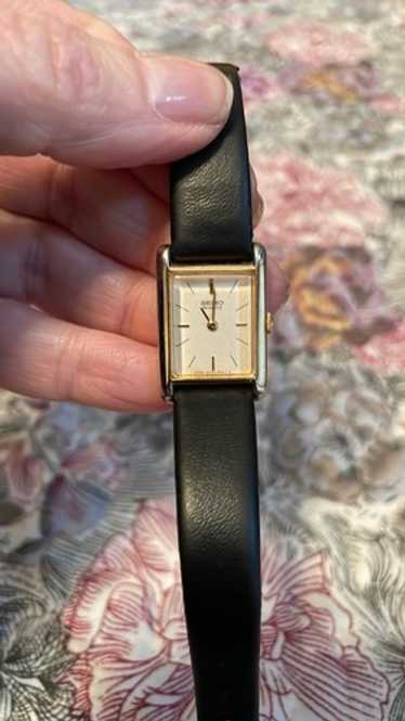 Vintage Seiko Tank 希少 レディース腕時計 Vintage seiko tank watch - Gem