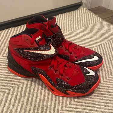 Nike Zoom Soldier VIII 10 黒/赤 Nike Zoom Soldier VIII 10 黒/赤