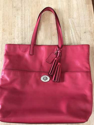 バッグ Coach Legacy Turnrock Slim Flap Totebag COACH Legacy TurnLock Slim Flap Shoulder Bag Leather Women's