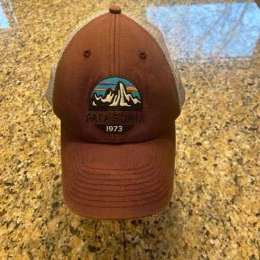 patagonia LOGO HAT(キャップ) Patagonia P-6 Logo Trucker Hat - High Mountain Sports