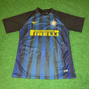 Nike × pirelli × - Gem