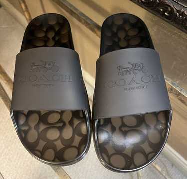 COACH シグネチャースライド Slide Flat Sandals サンダル COACH® Outlet | Slide Sandal