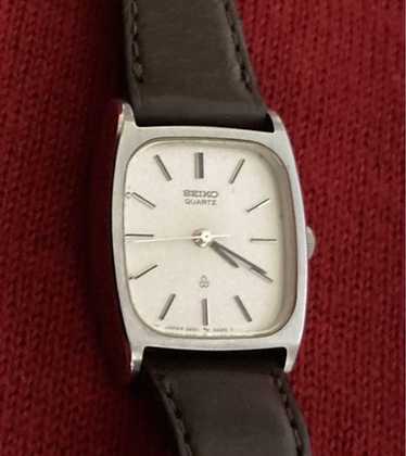 【稼働】SEIKO クオーツ 2621-5230 シルバー レディース Yahoo!オークション -「セイコー 2621」の落札相場・落札価格