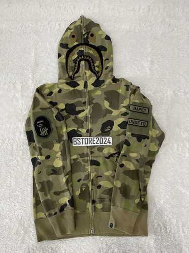 BAPE x UNDEFEATED コラボ　シャークパーカー L Bape x undefeated shark - Gem