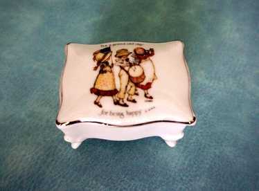 昭和レトロ　カーテン　未使用　ホリーホビー　HOLLY HOBBIE 貴重 昭和レトロ カーテン 未使用 ホリーホビー HOLLY HOBBIE 貴重