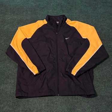 Nike Iowa ウォームアップジャケット 黒/黄色 Nike Iowa ウォームアップジャケット 黒/黄色 Nike Iowa