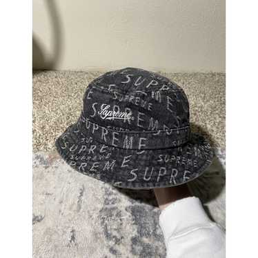 SUPREME Logo Stripe Jacquard Denim ハット Supreme Logo Stripe Jacquard Denim Crusher (FW20) - $54