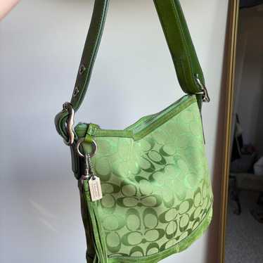 Vintage green coach shoulder - Gem
