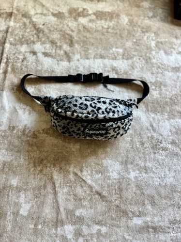 バッグ supreme 17aw leopard fleece west bag Supreme Leopard Fleece Waist Bag (FW17) - $68