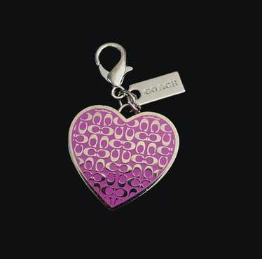 アクセサリー COACH Pink double heart keychain charm アクセサリー COACH Pink double heart keychain charm Rare