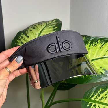 ALO Yoga サンバイザー SOLAR VISOR ブラック 送料無料 31f409ea-c15c-34e9-adb7-