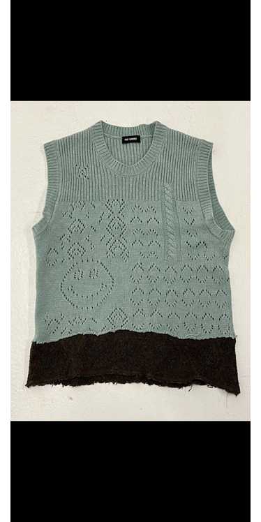 トップス RAF SIMONS 2015AW DISTRESSED KNIT VEST Buy Raf Simons Oversized Destroyed Knitted V-Neck Vest 'Sand