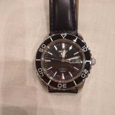 SEIKO セイコー5スポーツ　SNZH53 7S36-04N0 Seiko 5 Sports 7S36-04N0 Day Date Blue Silver 23jewels