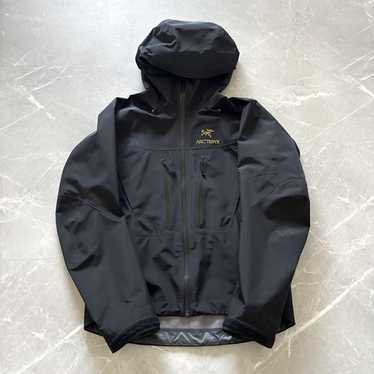 Arcteryx alpha sv made - Gem