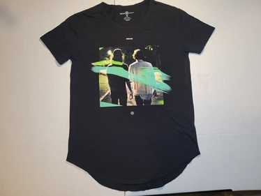 Porter Robinson Madeon Shelter Tシャツ s-l1200.png