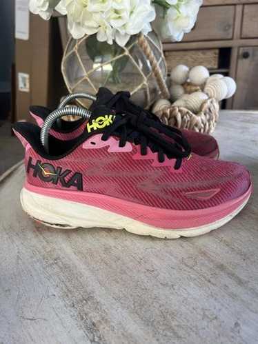 HOKA CLIFTON 9 ランニングシューズ ピンク系 HOKA Clifton 9 スニーカー | ピンク | FARFETCH JP