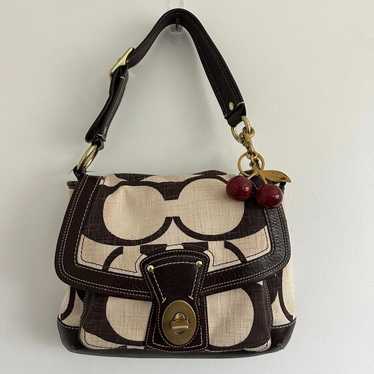 Coach legacy turnlock - Gem