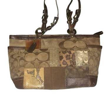 バッグ coach leather patchwork one shoulder bag Coach Leather Shoulder Bag Patchwork - Etsy