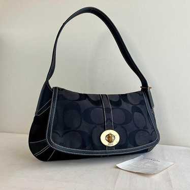 バッグ Coach Signature Flap Hobo Shoulder Bag Authentic Coach black leather Soho Signature Flap Hobo Bag