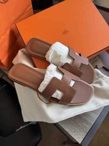 エルメス　オラン　ブラウン　35ハーフ Oran sandal | Hermès Canada