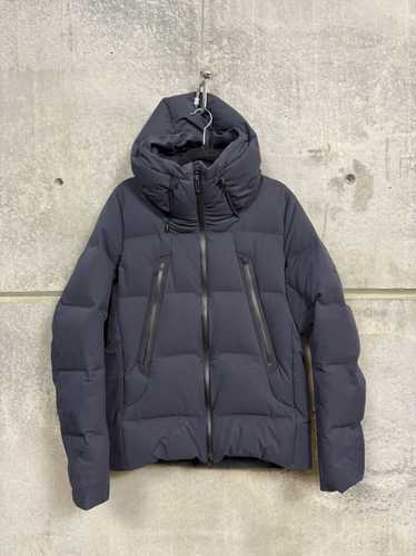 【DECENTE golfダウン】 Descente golf wild down - Gem