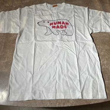 Human made polar bear - Gem