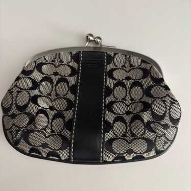 Vintage coach kisslock coin - Gem
