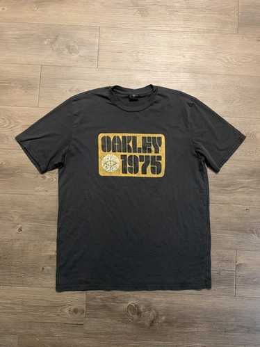 Vintage oakley t-shirt mens - Gem