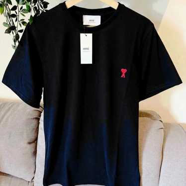 ★★AMI PARIS★★ Red Heart Logo Short Sleeve T-Shirt Black Black Red Ami De Coeur T-Shirt | AMI PARIS