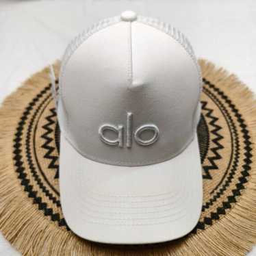 【ALO Yoga】District Trucker Hat ロゴキャップ メッシュ Alo Yoga District Trucker Hat: Product Spotlight