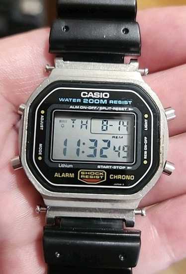 DW-5600 CASIO G-SHOCK 公式レストア品 モジュール901 DW-5600 CASIO G-SHOCK 公式レストア品 モジュール901 - メルカリ