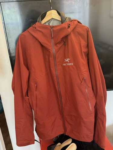 【美品】ARC'TERYX BETA SL HYBRID JACKET Arc'teryx Beta SL Hybrid Jacket - Men's | Altitude Sports