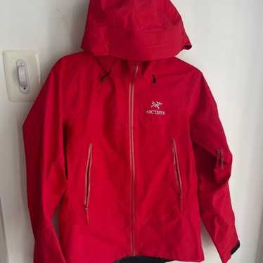 【新品未使用】ARC'TERYX Beta SL Hybrid Jacket M Amazon.com: Arc'teryx Beta SL Hybrid Jacket Men's