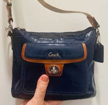 バッグ Vintage Coach Turn Lock Shoulder Bag COACH VINTAGE WHITE GEOMETRIC TOP TURNLOCK MODIFIED SHOULDER