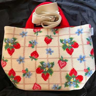 STRAWBERRY-FIELDS ビーズバッグ NWOT Kate Spade strawberry Fields Vanity crossbody | eBay