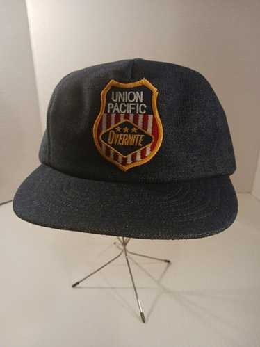 ビンテージ UNION PACIFIC キャップ トラッカーキャップ 帽子 古着 Union pacific hat cap - Gem