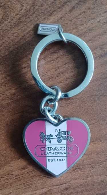 アクセサリー COACH Pink double heart keychain charm COACH Vintage Neon Pink Heart Locket Purse Charm Keychain