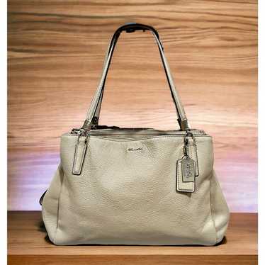 バッグ COACH Madison Cafe Carry All Oneshoulder COACH Madison Cafe Carry All Oneshoulder - メルカリ