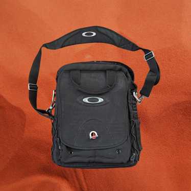人気品◎OAKLEY messenger bag y2k archive 00s 00s archive oakley messenger bag y2k