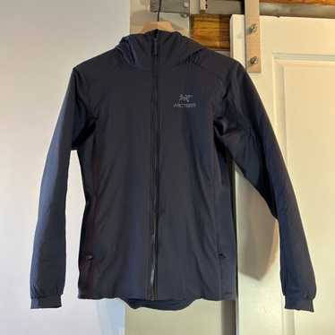 2219　ARC'TERYX Atom AR Hoody ウィメンズ　S アトム フーディ ウィメンズ – アークテリクス公式オンラインストア