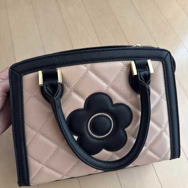 バッグ NEW ERA MARY QUANT Square Body Bag Black 楽天市場】NEW ERA(R) × MARY QUANTスクエア ボディバッグ