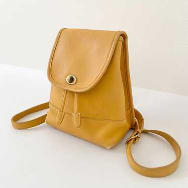 バッグ Rare Color Vintage Coach Yellow Day Pack VINTAGE COACH SHOULDER BAG MUSTARD YELLOW HANDBAG PURSE RARE