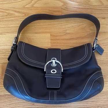 美品✨️　COACH　SOHO ソーホー　ショルダーバッグ　シグネチャー　Y2K 希少✨Vintage Coach Soho Shoulder Bag Y2K ② - メルカリ
