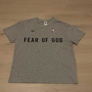 ファングッズ NBA NIKE FEAR OF GOD Warm Up Tee Oatmeal NWT NIKE x FEAR OF GOD Sail Warm Up Basketball Tee NBA Mesh