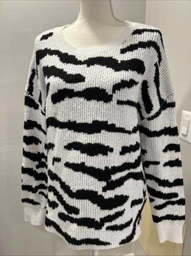 John + Jenn Abstract Zebra Pullover Size Medium B… - image 1