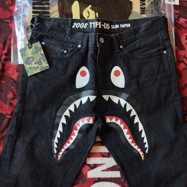 BAPE アベイシングエイプ シャーク ロゴ刺繍 デニム WGM レアモデル A BATHING APE｜SHARK BAPE EMBLEM DENIM JACKET PRINT ZIP