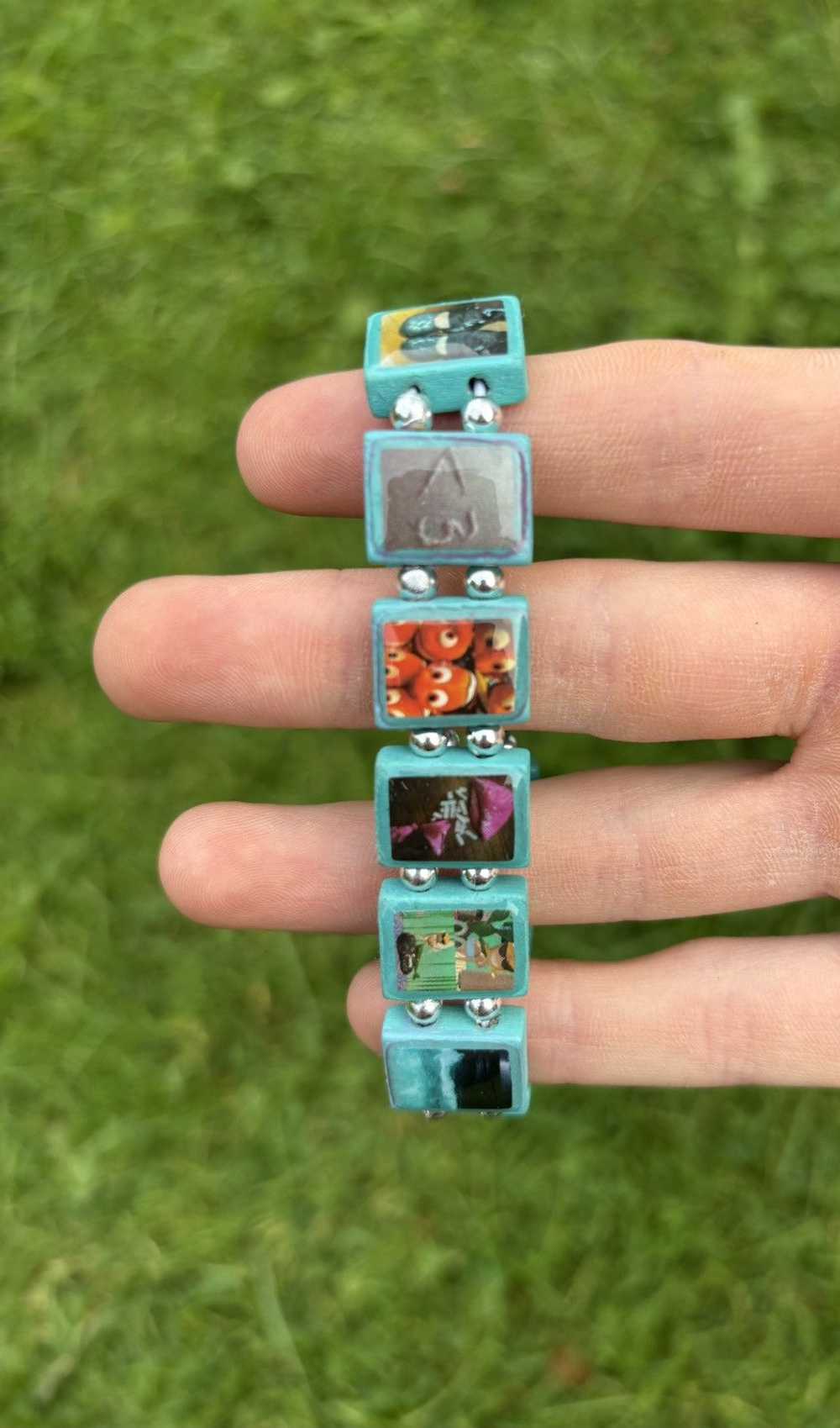 アクセサリー bazo1199 bracelet fakemink Bazo1199 fakemink ブレスレット ブルー&ピンク - メルカリ