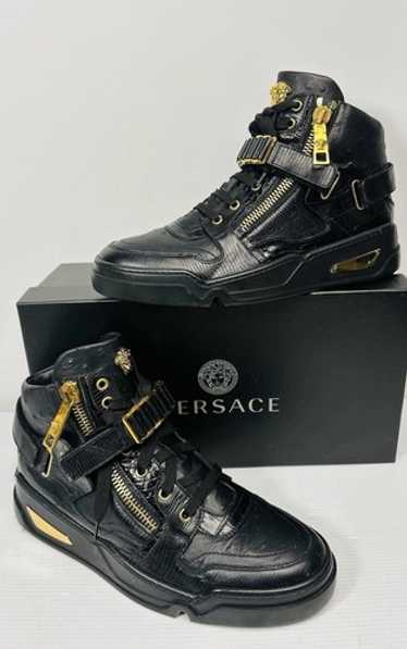 VERSACE ハイトップスニーカー Versace Black/Gold Medusa Head High Top Studded Sneakers